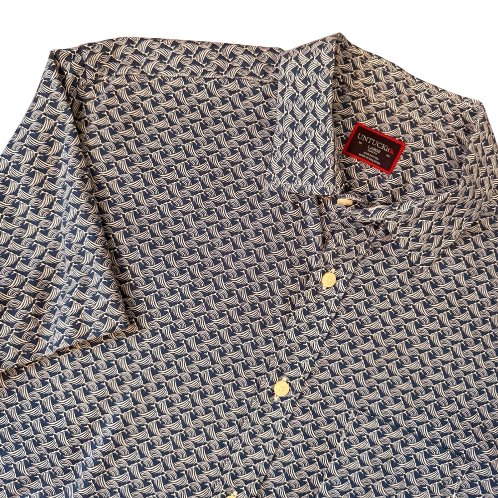 UNTUCKit Stoller Slim Fit Navy Wave Short Sleeve Shirt (Large) Summer Coastal